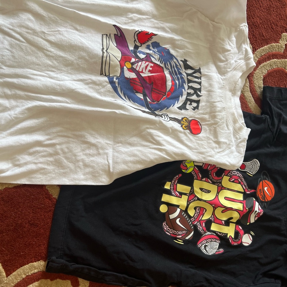 Kids Nike Graphic Tees